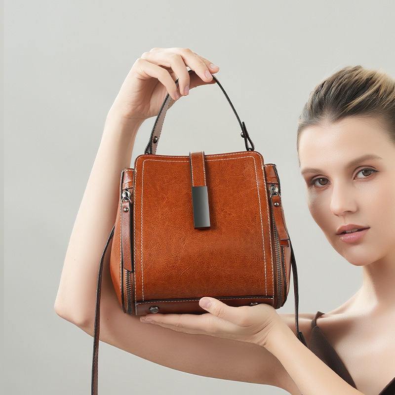 Genuine Leather Crossbody Bag  - Luxury Bags Quiet ulasan dan harga