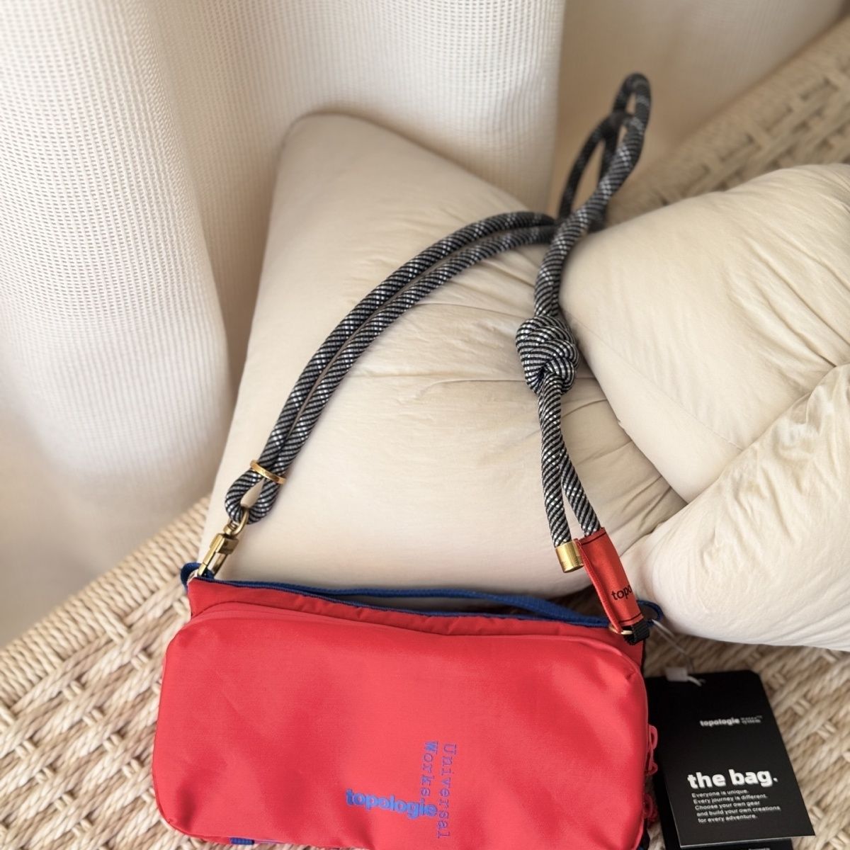 New Outdoor Commuter Water Bot - Luxury Bags Sling ulasan dan harga