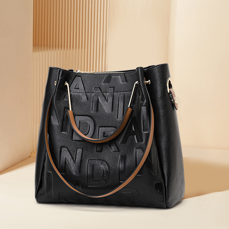 Women's Shoulder Bag Quiet Lux - Luxury Bags Quiet ulasan dan harga