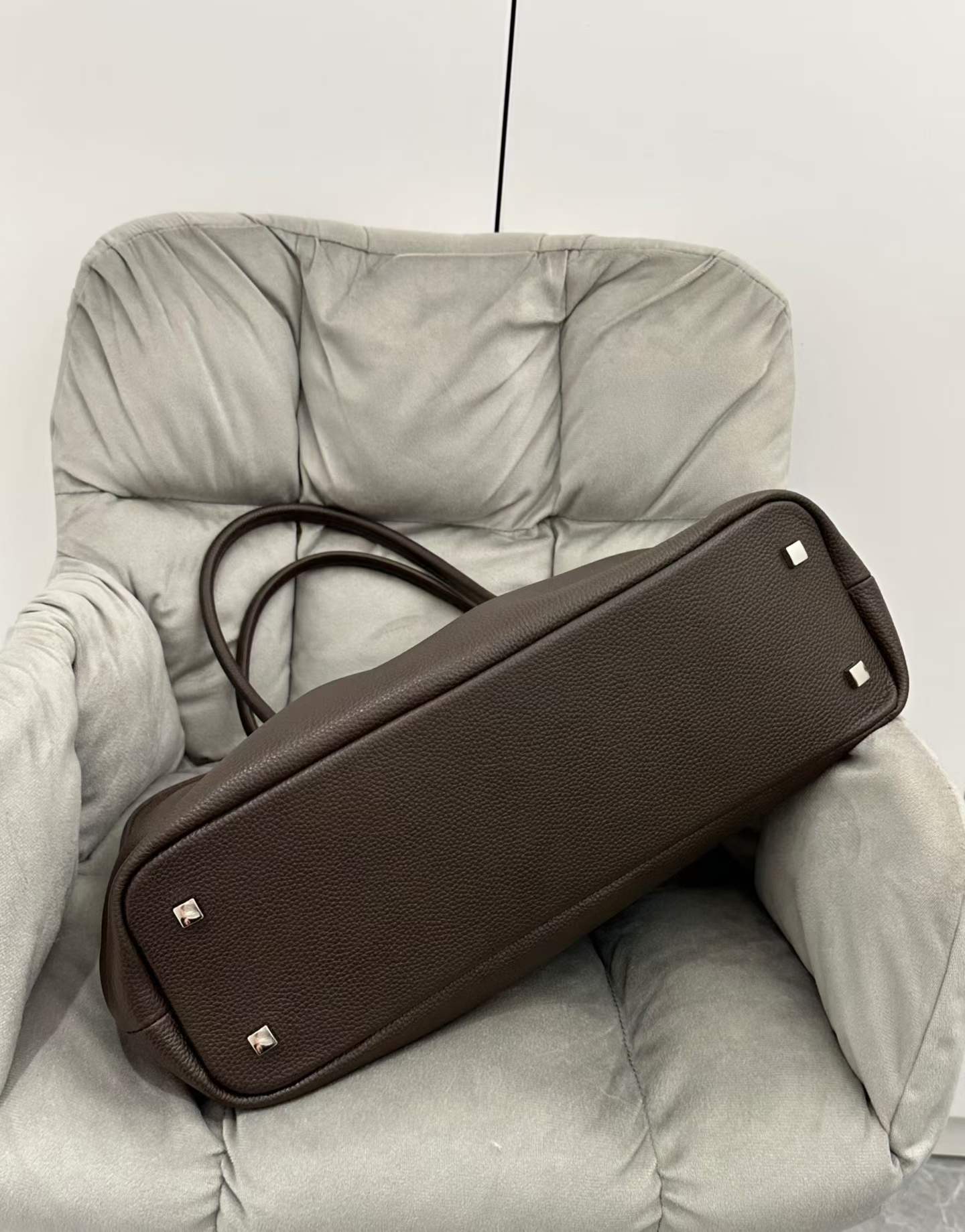 New Women Pebbled Grain Top‑Ha - Luxury Bags Quiet ulasan dan harga